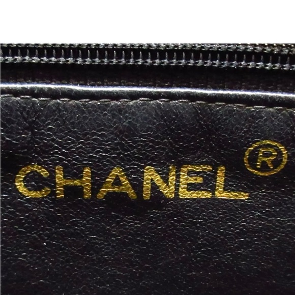 SOLD Chanel Vintage Black Large CC 24k plated gold chain tote - Picture 8 of 13